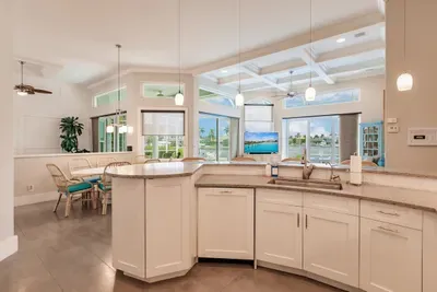Luxury Waterfront Villa with Heated Pool & Dock - image 38 of 53