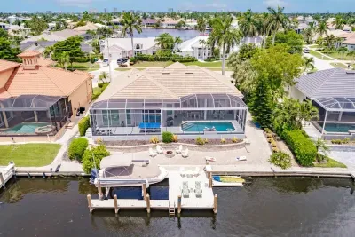 Outdoor Oasis: Relax by the water, soak in the sun, and enjoy breathtaking views!