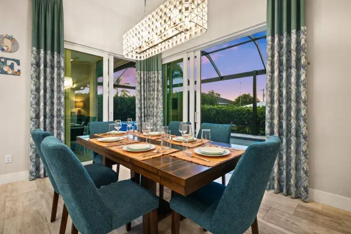 Dining Room: Elegant space for unforgettable meals with stunning views and stylish decor!