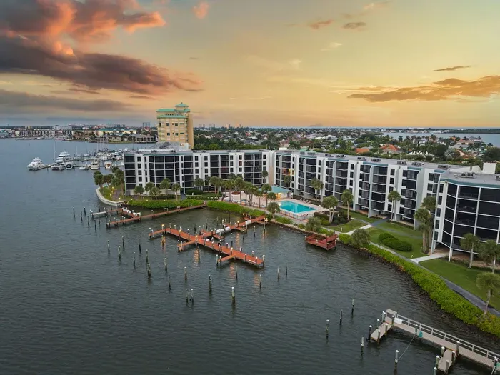 Exterior View: Experience stunning views by the water, with pools and marinas at your doorstep!