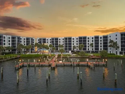 Exterior View: Experience stunning views by the water, with pools and marinas at your doorstep!