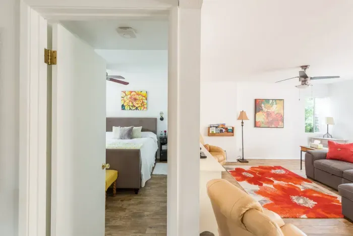 Bedroom/ living room