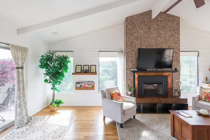 Panoramic Red Rock Retreat - image 6 of 50