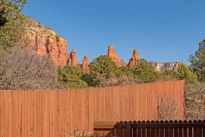 Beautiful Red Rock views and hiking trails to explore within walking distance
