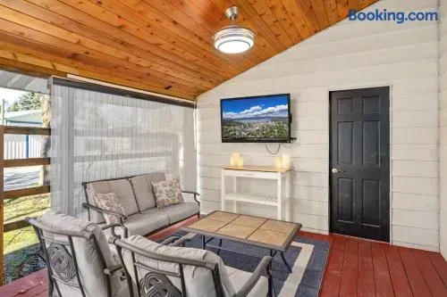 The Lake CDA Retreat: Premium Pool & Spa Home