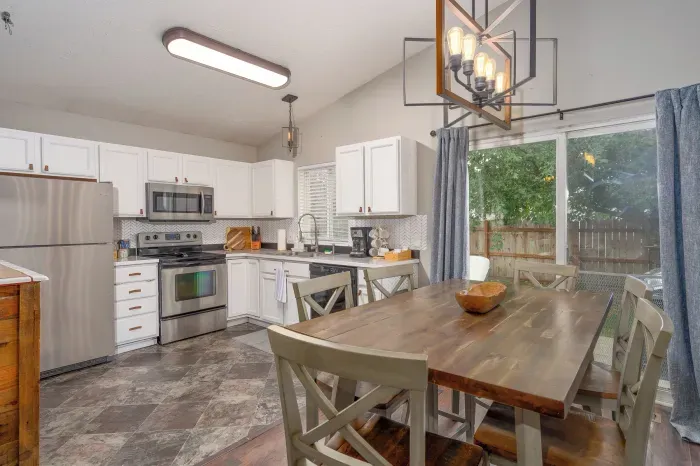Central Hayden Hub: Fire Pit & DreamCloud Comfort - image 21 of 22