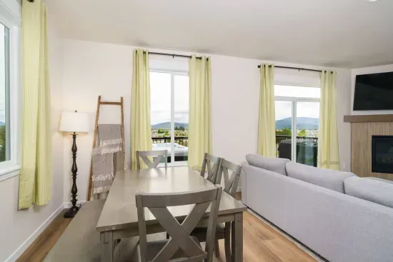 Premium Golf Retreat: Wellis Spa & DreamCloud
