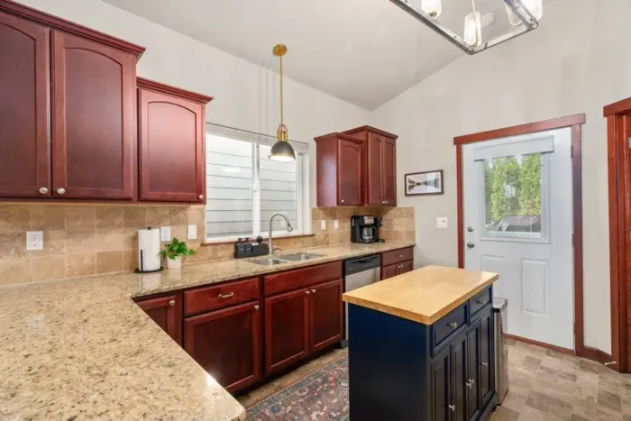 Gated City Retreat: Walk to Riverstone & Trails - image 14 of 21