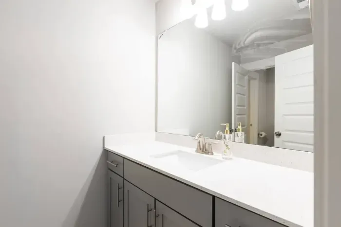 Full bathroom