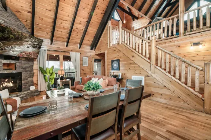 Dining table seats 6