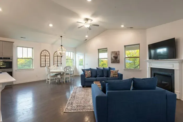 Open concept living room I Gas Fireplace I Flat Screen TV