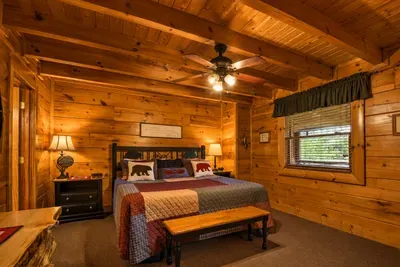 Cubbies Cabin - image 17 of 38