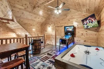 Multicade I Pinball I Air Hockey I Flat Screen TV
