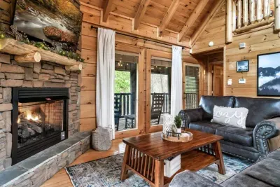 Twins Treehouse