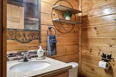 Twins Treehouse - image 36 of 40