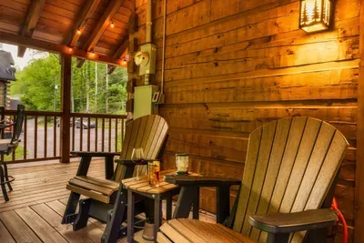 Whispering Creek Cottage - image 44 of 69