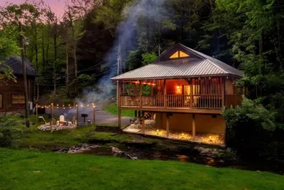 Whispering Creek Cottage