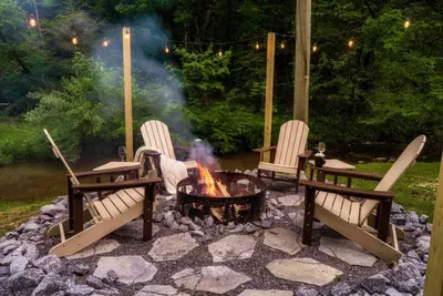 Whispering Creek Cottage - image 60 of 69