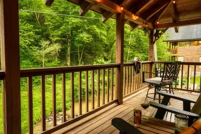 Whispering Creek Cottage - image 45 of 69