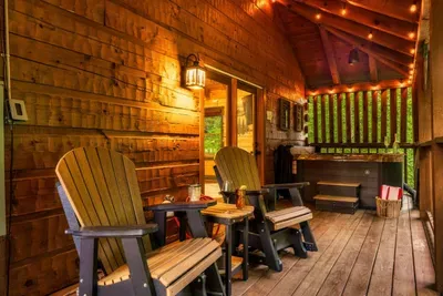 Whispering Creek Cottage - image 47 of 69