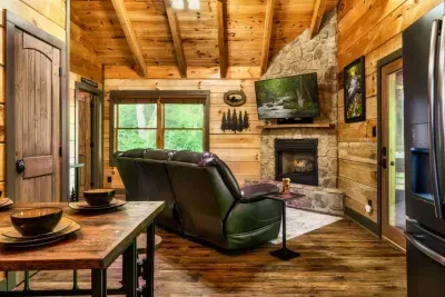 Whispering Creek Cottage