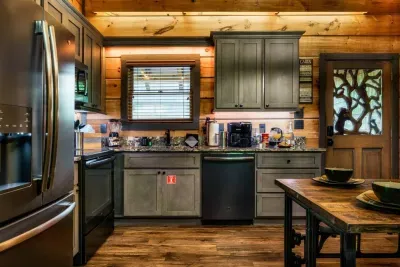 Whispering Creek Cottage - image 13 of 69