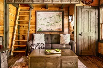 Whispering Creek Cottage - image 32 of 69