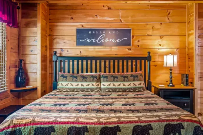 King Sized Bed I Private En-Suite Bathroom