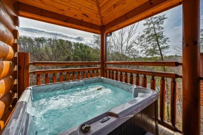 Hot tub over looks the mountains