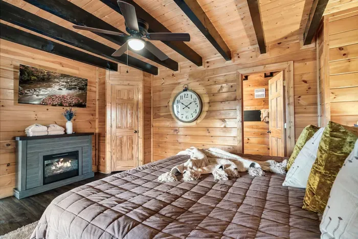 Each room comes equipped with a king size bed