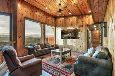 Sky River Lodge - image 74 of 115