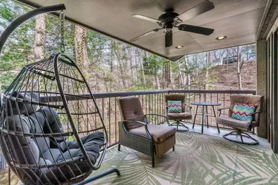 Gatlinburg Condo Walk to Ober