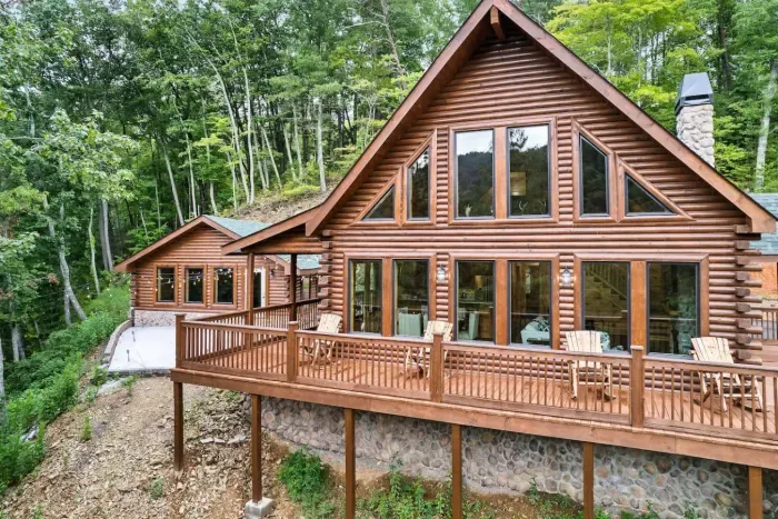 Huge wall of windows so you can enjoy the views of the mountains right from the couch!