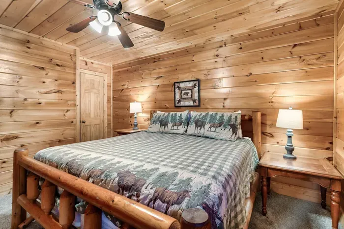 King sized beds in each room