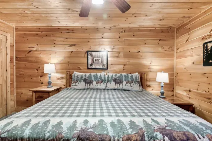 King sized beds in each room