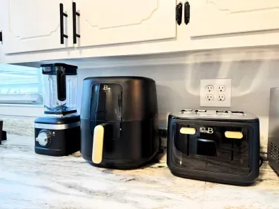 State of the art appliances for your use. 