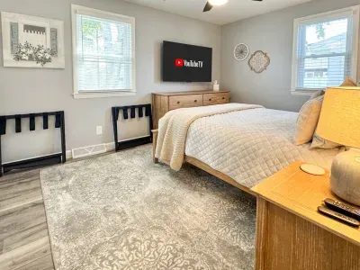 It also includes 2 luggage racks and 2 robes in the closet.