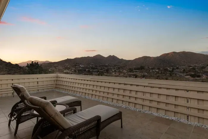 Off the hook views of the high desert.