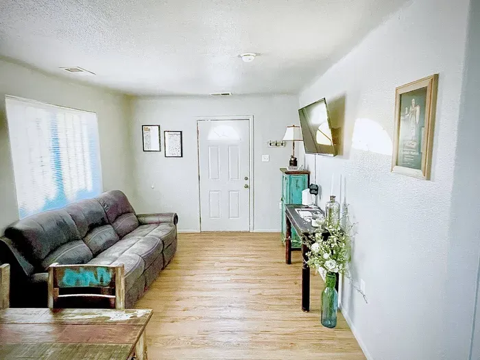 Southwest Escape Unit B - image 36 of 38