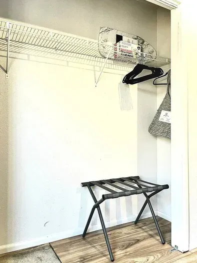 Southwest Escape Unit B - image 35 of 38