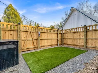 Firefly Valley | 1 Mi Pkwy | Sauna | One Level - image 22 of 47
