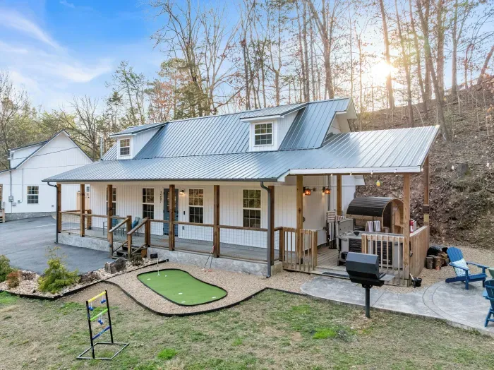 Firefly Valley | 1 Mi Pkwy | Sauna | One Level - image 45 of 47