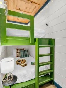 Sister cabins | Book both for full retreat - image 27 of 55
