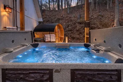 Sister cabins | Book both for full retreat - image 35 of 55