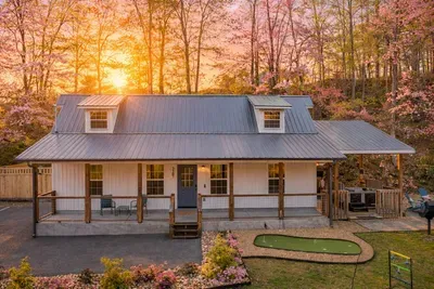 Sister cabins | Book both for full retreat - image 39 of 55