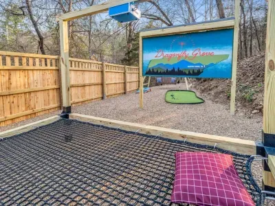 Sister cabins | Book both for full retreat - image 20 of 55