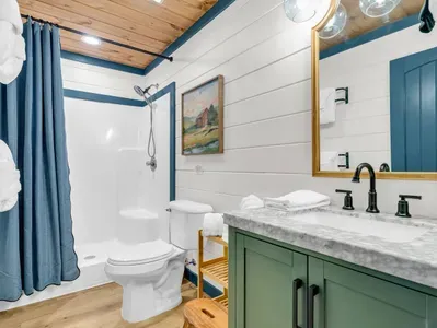 Sister cabins | Book both for full retreat - image 16 of 55