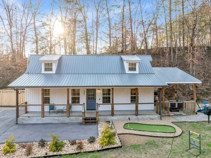 Sister cabins | Book both for full retreat - image 41 of 55