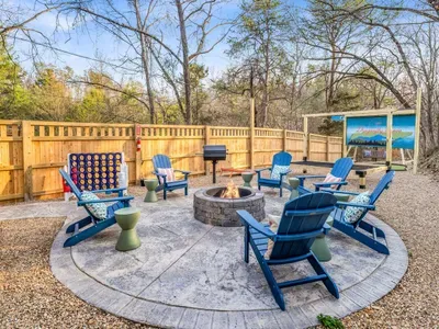 Sister cabins | Book both for full retreat - image 21 of 55