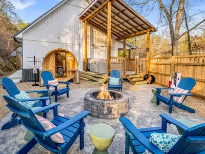 Dragonfly Grove | Sauna | Hot Tub | 1 Mi Pkwy - image 10 of 48